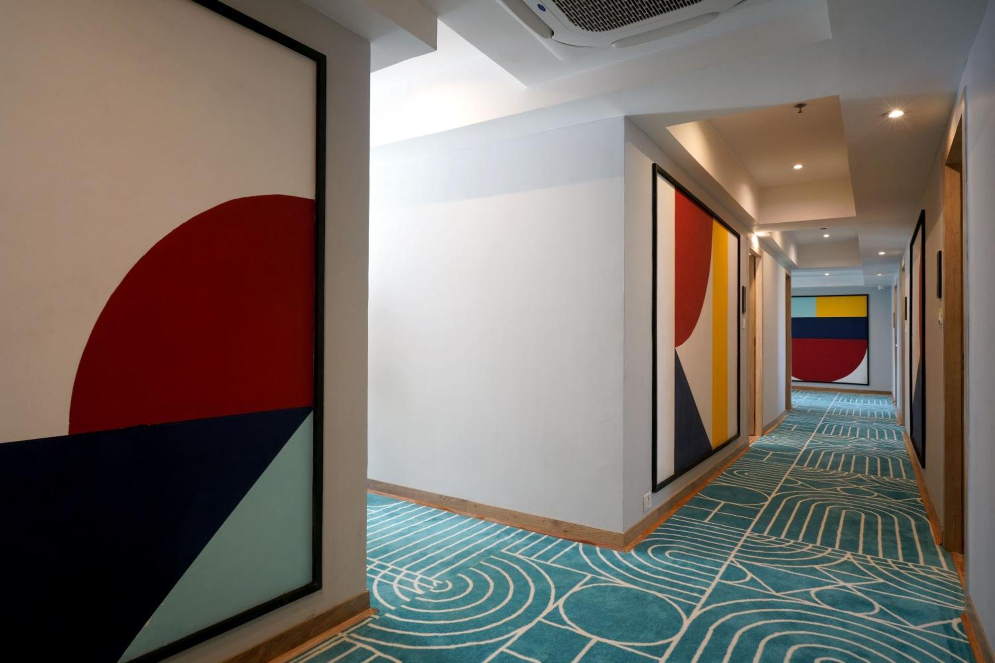Hotel Sarovar Portico Kolkata