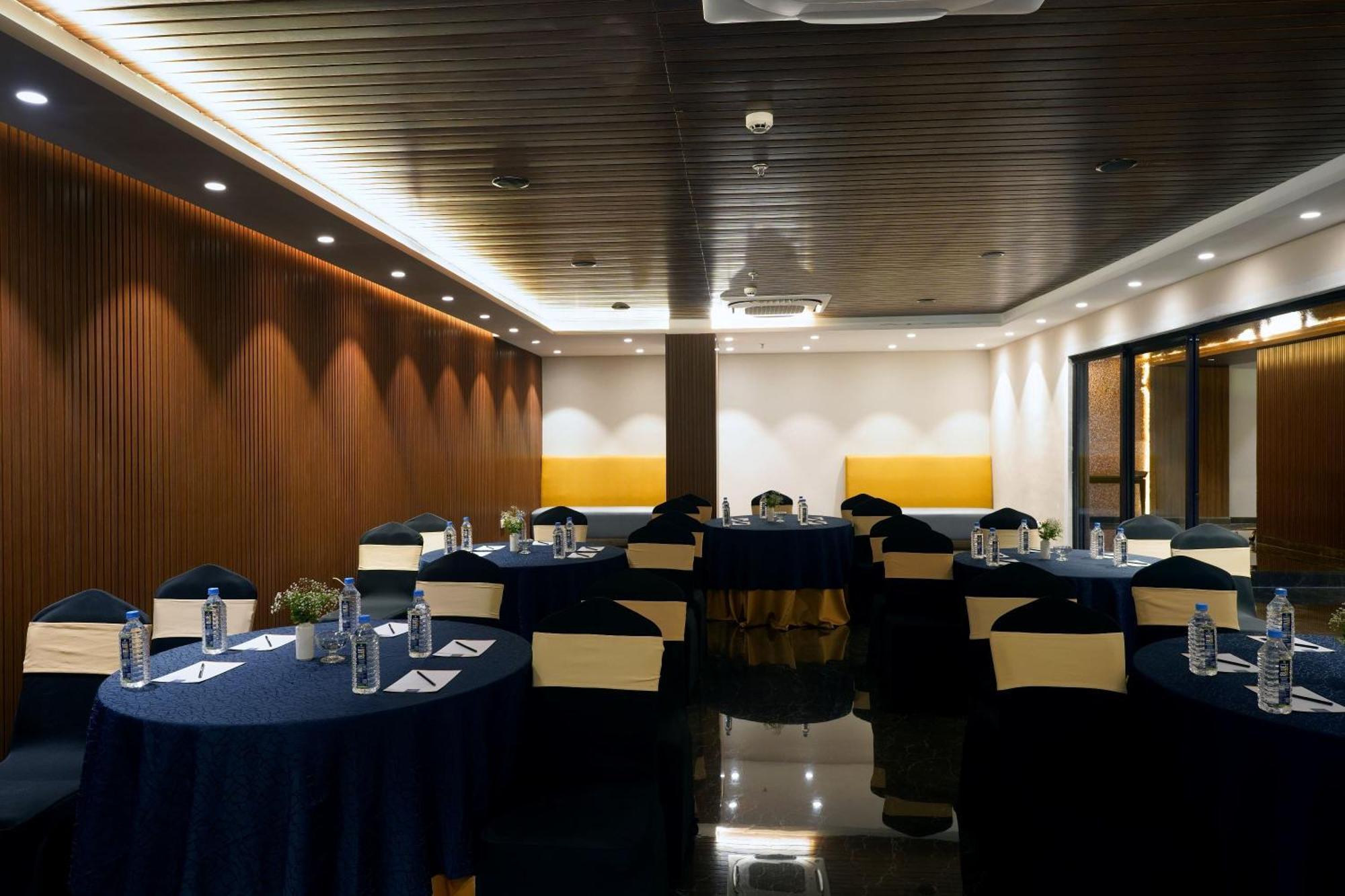 Sarovar Portico Hotel Kolkata